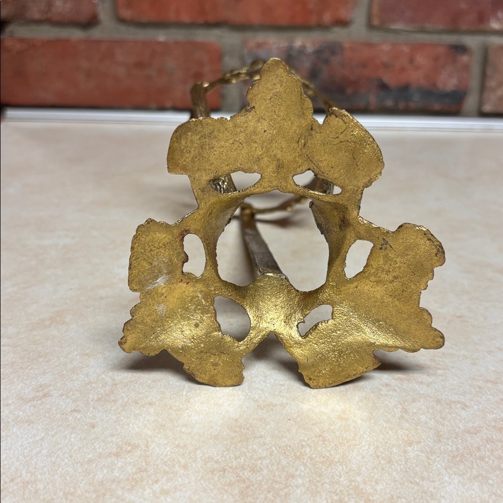 Vintage Cast Brass Stand For Vase/Grape Leaves & Vines Motif - Picture 5 of 7
